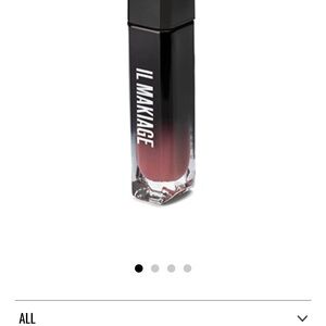 IL MAKIAGE Lip Gloss with Black Cap and Deep Pink Shade